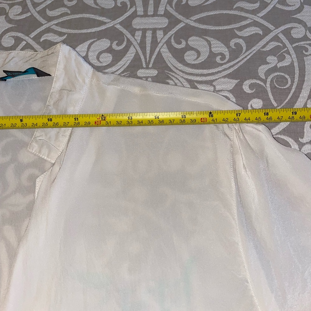 What if ..? 100% silk white-cream tone button down blouse - Picture 14 of 16